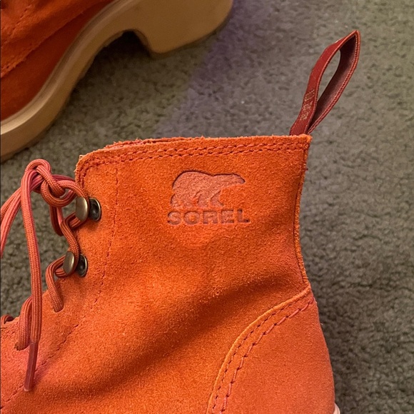 Sorel Orange Lace-Up Women's Boots - Picture 2 of 6
